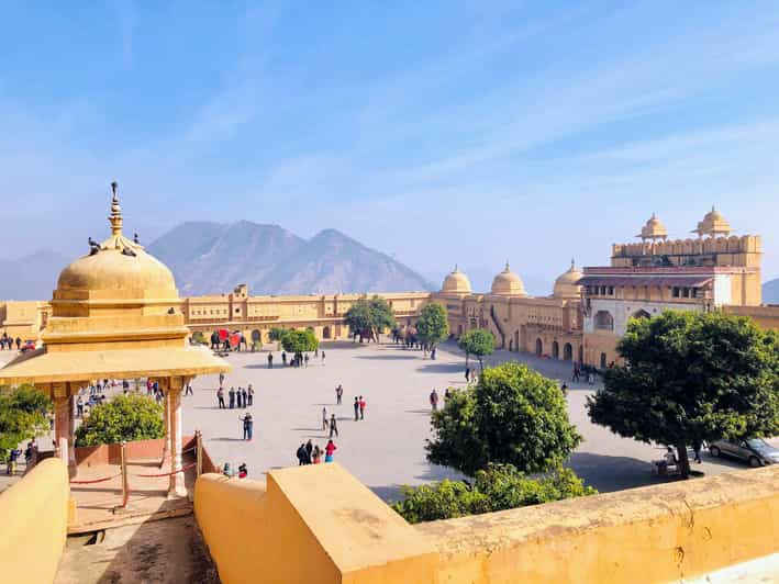 Jaipur: Amber Fort Private Tour With Skip-The-Line Entry - Itinerary Details