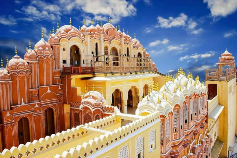 Jaipur: Amber Fort, Stepwell & Jal Mahal with Pickup - Authenticity and Experience