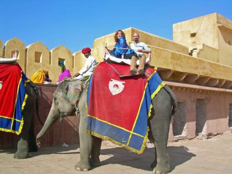 Jaipur Amber Fort With Gems and Jewelry Guided Tour - Gems and Jewelry Showcase