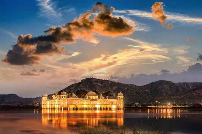 Jaipur Amer Fort, Jal Mahal & Stepwell Private Half-Day Tour - Efficient Sightseeing