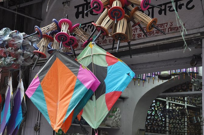 Jaipur Bazaar & Food Walking Tour - Group Size and Accessibility