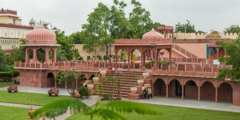 Jaipur: Chokhi Dhani With Private Transportation and Dinner - Availability and Timing
