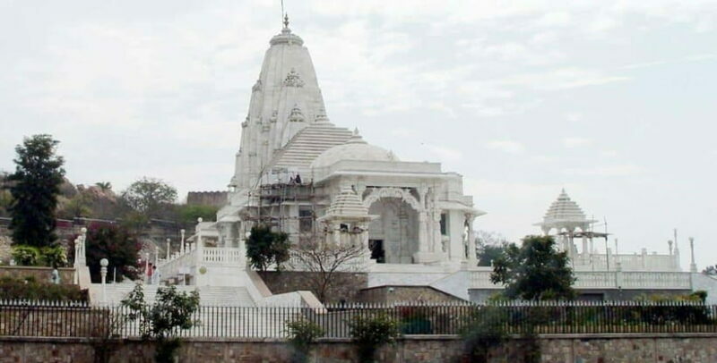 Jaipur: City Night Tour with Patrika Gate & Masala Chowk Tea - Sightseeing Highlights in Detail
