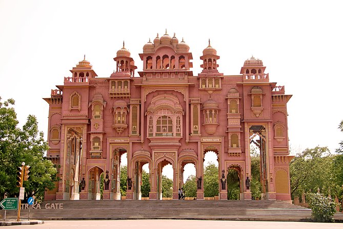 Jaipur City Palace, Hawa Mahal & Jantar Mantar Private Tour - Transportation and Accessibility