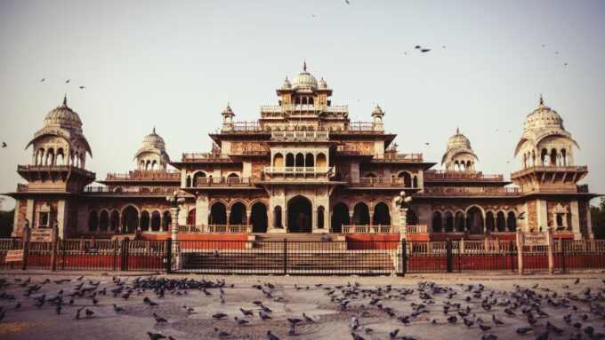 Jaipur: City Palace, Hawa Mahal & Jantar Mantar Private Tour - City Palace Showcase