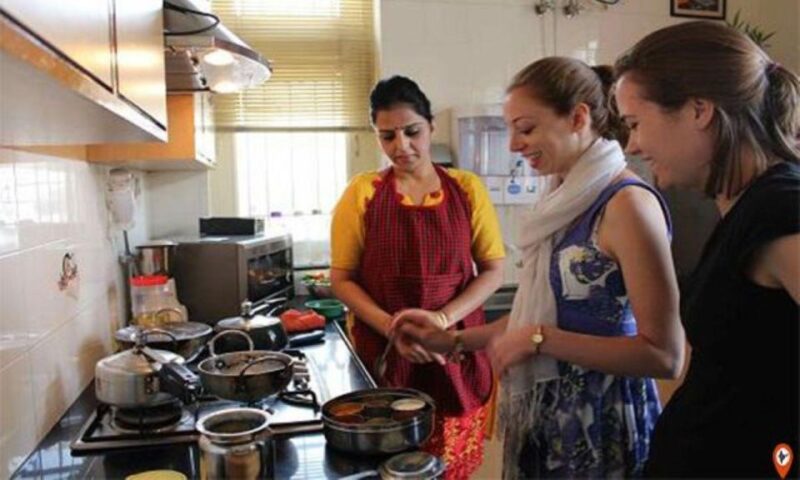 Jaipur: Cooking Class at the Host Familys House for 3 Hours - Experience Highlights