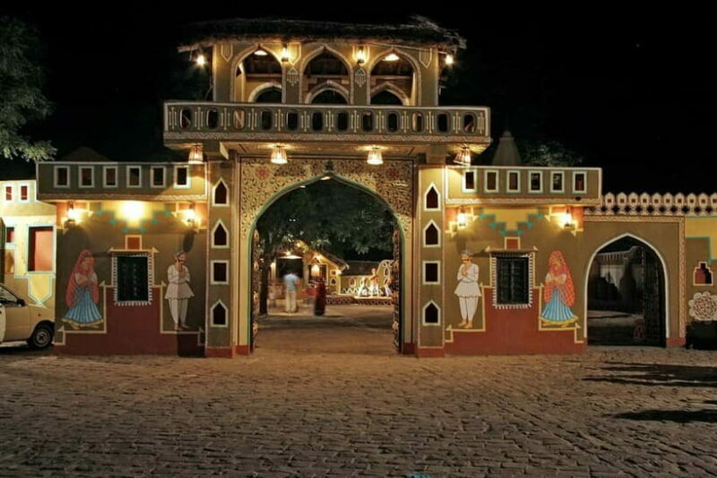 Jaipur: Cultural Evening Tour & Dinner at Chokhi Dhani - Who Should Consider This Tour?