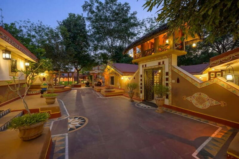 Jaipur: Cultural Evening Tour & Dinner at Chokhi Dhani - Practical Tips
