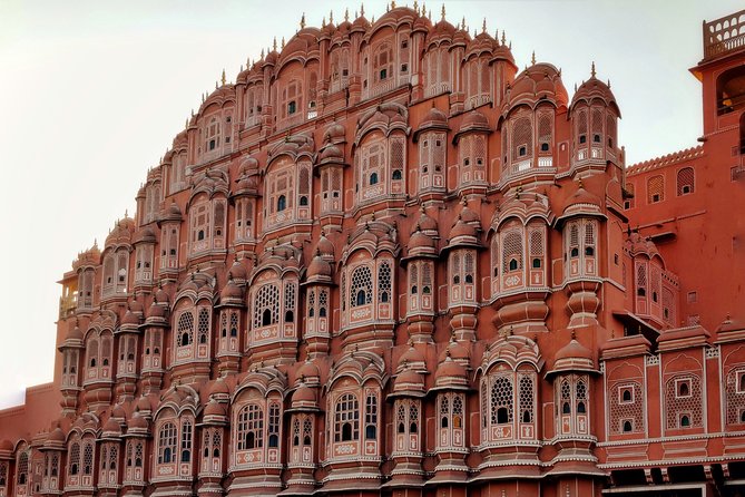 Jaipur: Discover Pink City on TukTuk (Guided Tour & Food Tasting) - Capturing Memorable Moments