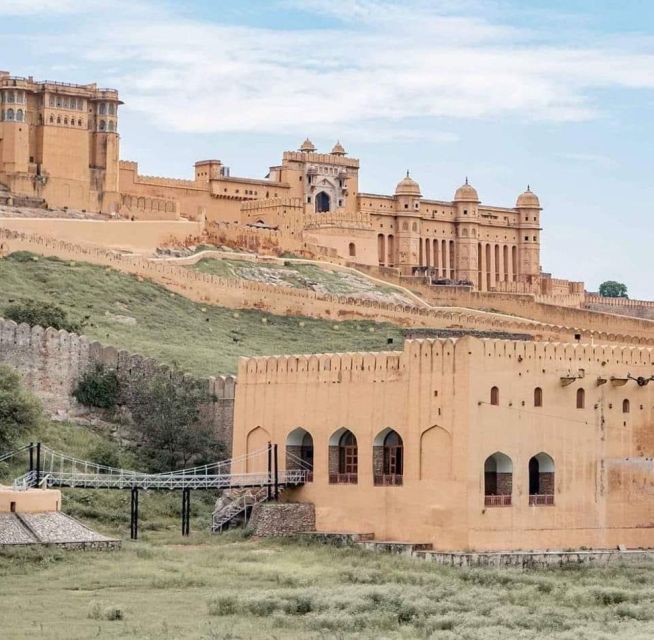 Jaipur: Evening Light and Sound Show at Amber Fort - Transportation and Pickup