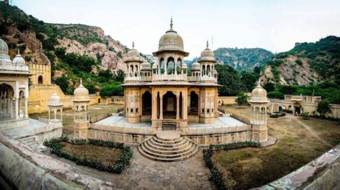 Jaipur: Full Day City Palace, Amber Fort and Hawa Mahal Tour - Recap