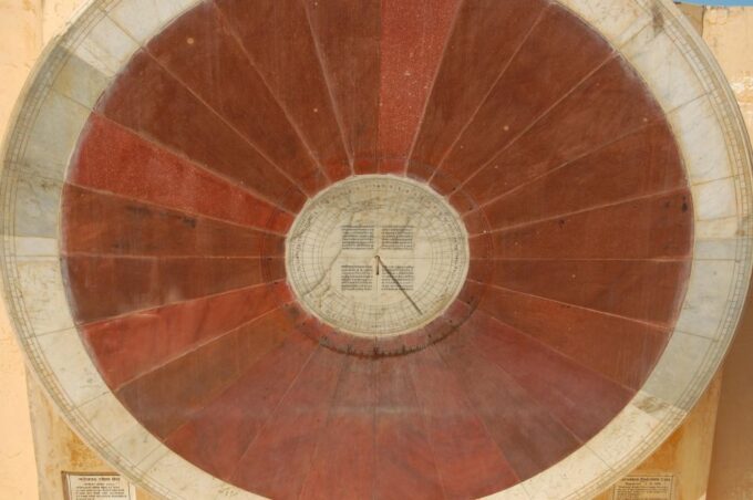 Jaipur: Full-Day Private Sightseeing Tour by Tuk Tuk - Jantar Mantar and Museums