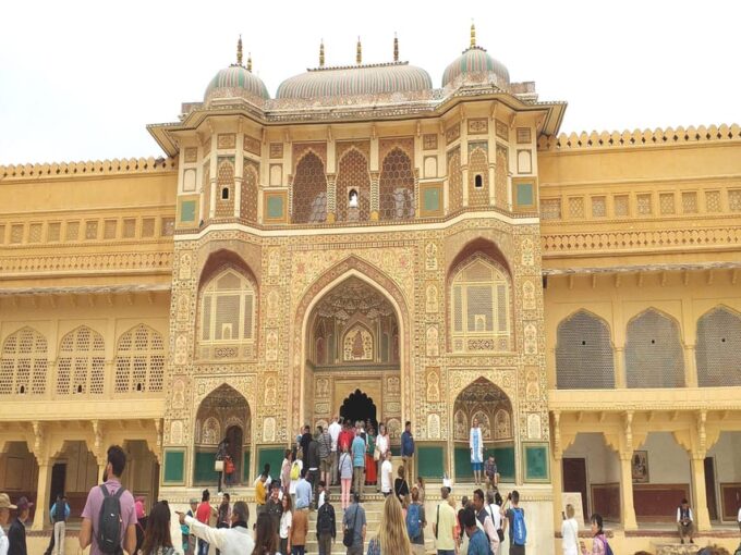 Jaipur: Full Day Sightseeing Guided Tour All Inclusive - Jantar Mantar