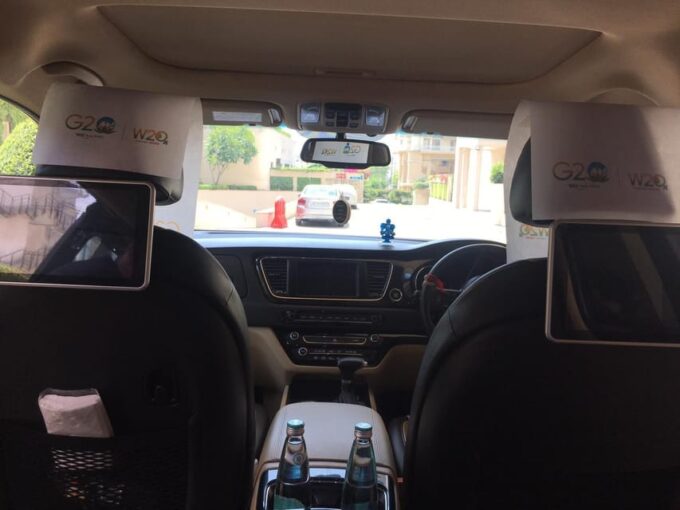 Jaipur Guided Sightseeing Tour by Premium Car - Included Services