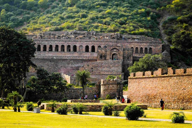 Jaipur: Haunted Bhangarh Fort Full Day Trip - Inclusions and Recommendations