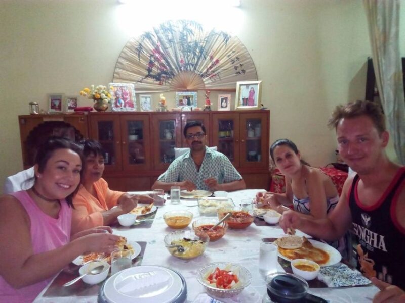 Jaipur: Home Cooking Class and Dinner With a Local Family - Key Points