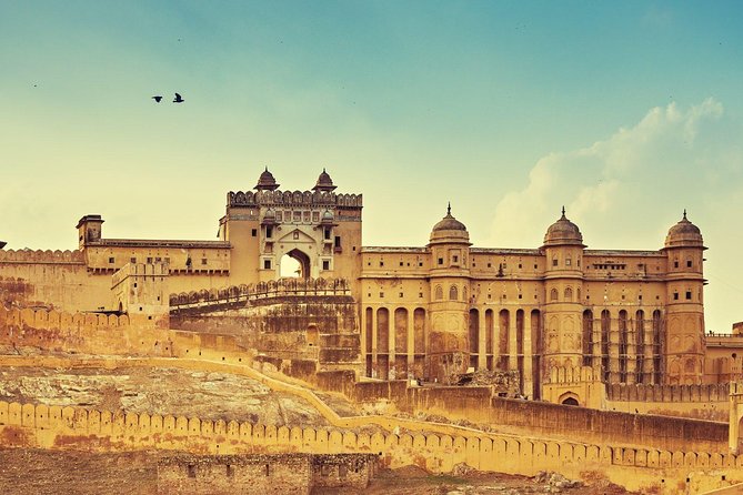 Jaipur Local Day Tour by Tuk Tuk (Auto Rickhsaw) - All Inclusive - Jal Mahal Photo Opportunity