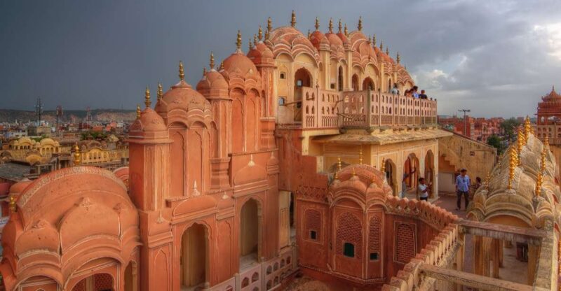 Jaipur Local Sightseeing With Expert Tourist Guide & Lunch - Key Points