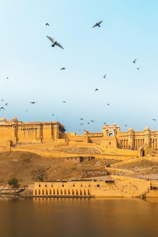 Jaipur: Luxurious Private Guided Half-Day Tour Of Jaipur - Hawa Mahal and Jal Mahal