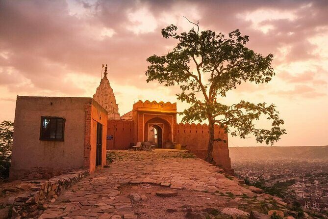Jaipur Night Tour with Scenic Sunset at Monkey Temple - Exploring Jaipur After Dark: What the Tour Offers