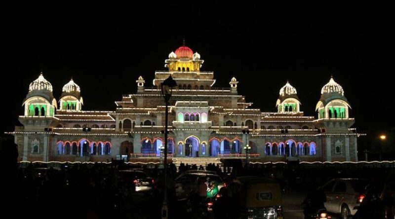 Jaipur, Pink City With Chowkidhani Overnight Tour (02 Days) - Tour Overview