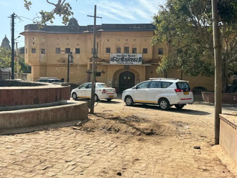Jaipur Private Car Rental With Driver 8-10 Hours - Highlights