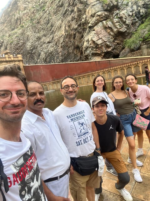 Jaipur Private City Tour With a Women-Driven E-Rickshaw Ride - Key Points