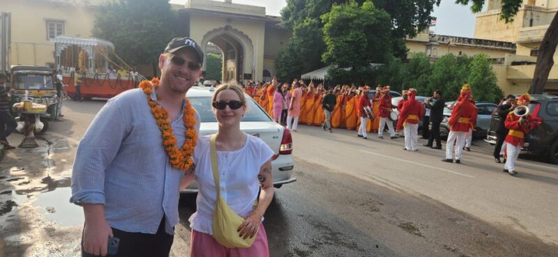 Jaipur Private City Tour With a Women-Driven E-Rickshaw Ride - Pickup and Transportation