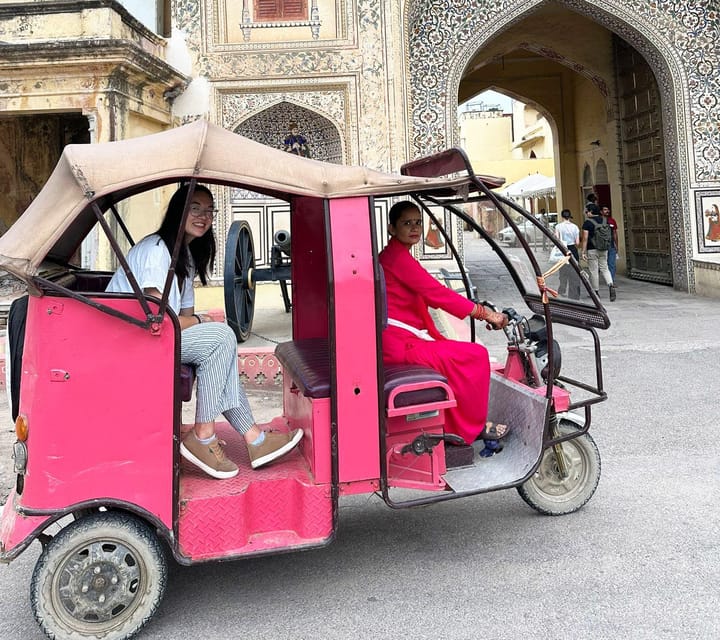 Jaipur Private City Tour With a Women-Driven E-Rickshaw Ride - Customer Reviews and Ratings