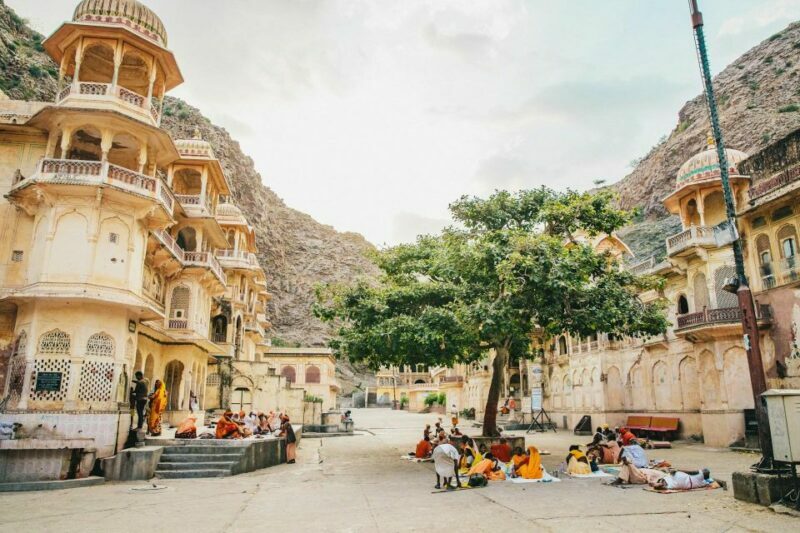 Jaipur: Private City Tour with Car, Guide, Tickets & Lunch - What the Reviews Tell Us