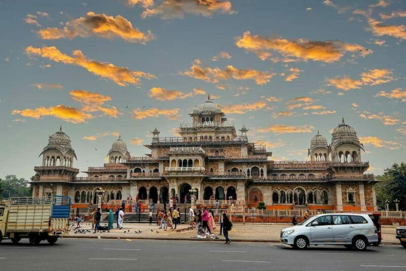 Jaipur: Private City Tour with Car, Guide, Tickets & Lunch - FAQs