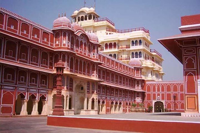 Jaipur Private Day Tour From Delhi - Wandering Jantar Mantar