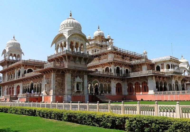 Jaipur: Private Full Day City Tour of Jaipur by Car - Jal Mahal Sightseeing