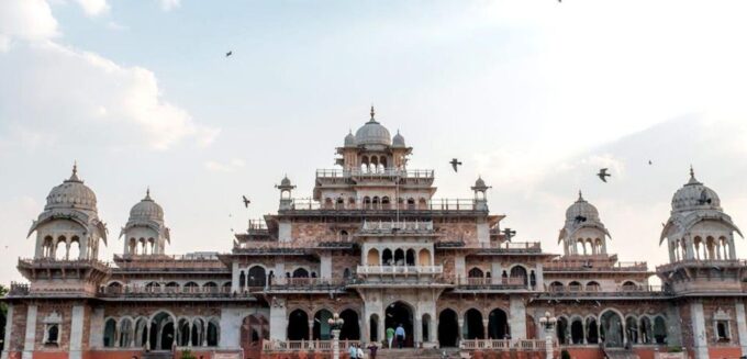 Jaipur: Private Full-Day Guided City Tour - Immerse in Local Market Experiences