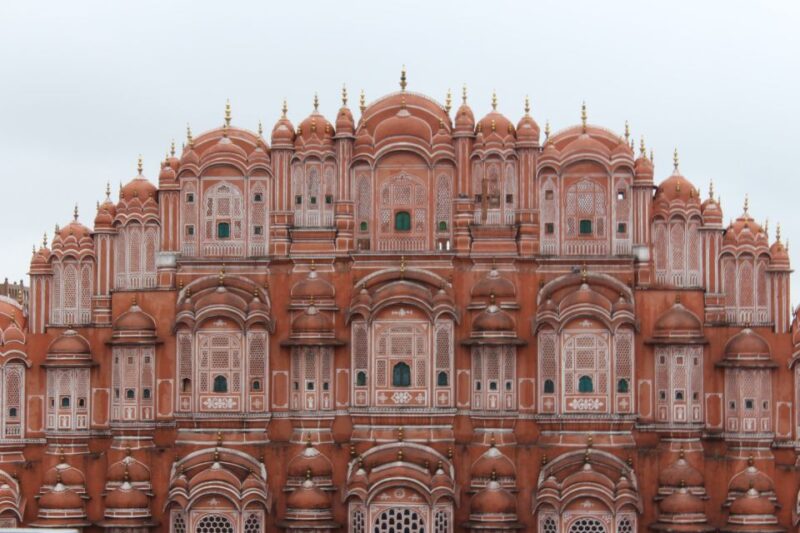 Jaipur: Private Full Day Jaipur Guided Tour With Transfers - Key Points