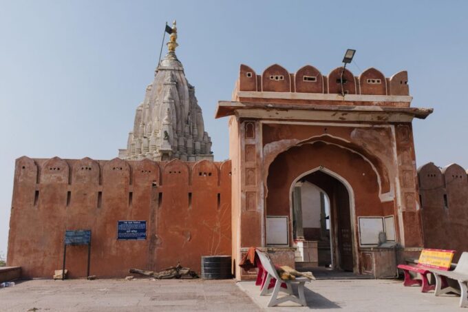 Jaipur: Private Full Day Tour (Eng, Fr, Esp, Ital, Hindi) - Frequently Asked Questions