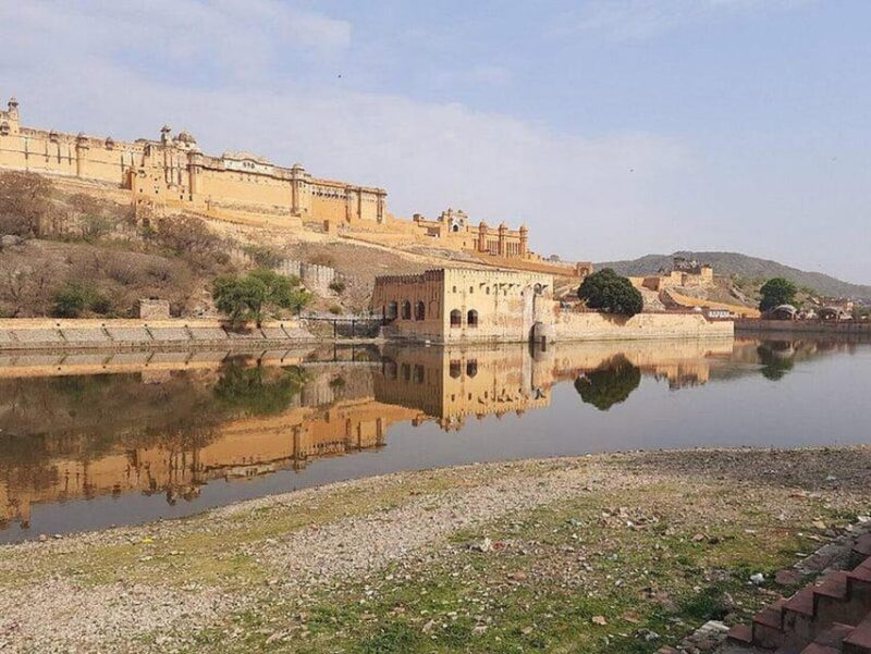 Jaipur: Private Luxury 2-Days City Tour With Guide by Car - Important Information