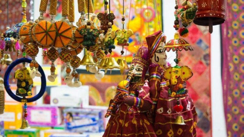 Jaipur: Private Shopping Tour by Tuk Tuk - Local Guidance and Safety