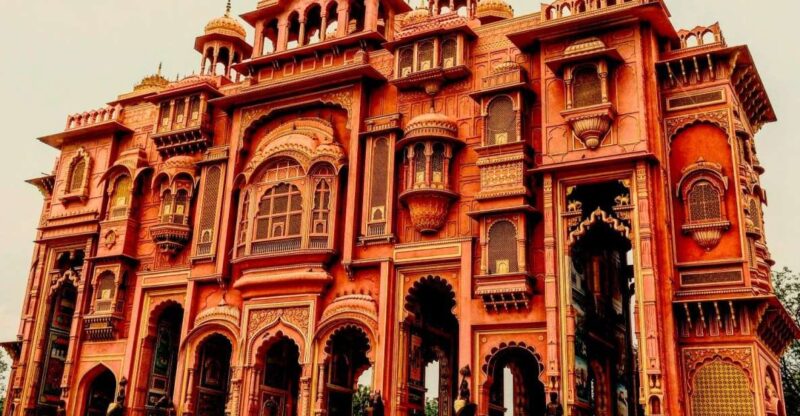 Jaipur: Private Sightseeing Day Tour With Guide by Car - Key Attractions