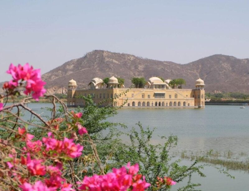 Jaipur Sightseeing 2 Days Tour By Tuk Tuk - Jal Mahal and Royal Cenotaphs