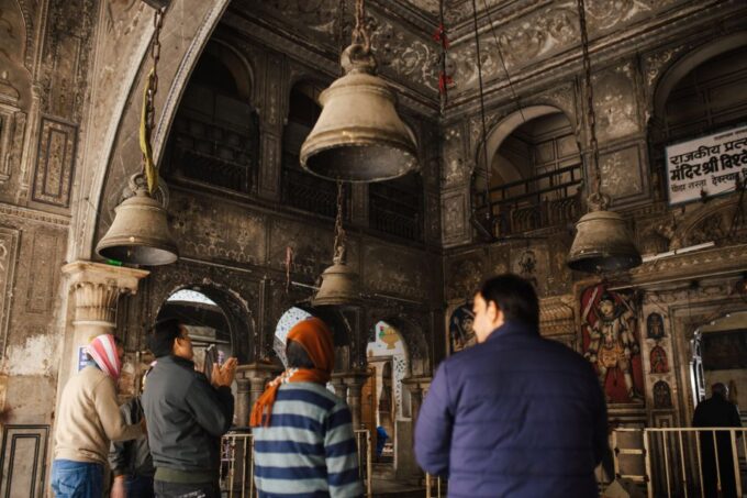 Jaipur: Temple Tour - Pickup and Transportation
