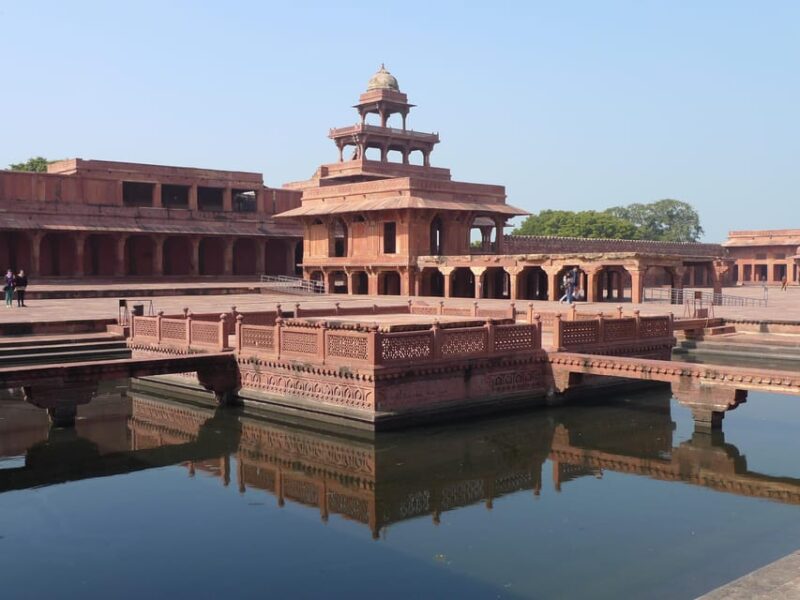 Jaipur to Agra Cab via Abhaneri & Fatehpur Sikri -Transfer - Abhaneri Stepwell: A Photographic Gem