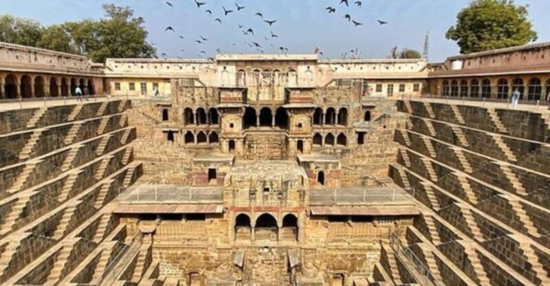 Jaipur to Haunted Bhangarh & Abhaneri Stepwell Day Tour - Itinerary Highlights
