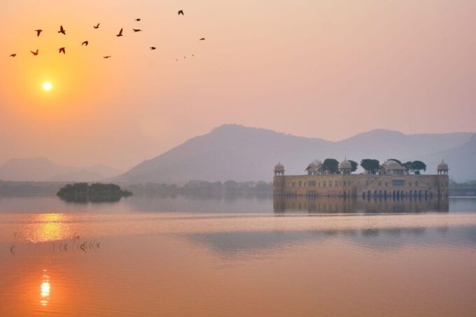 Jaipur Tour ( Pink City ) by Car From Delhi - All Inclusive - Transportation and Amenities