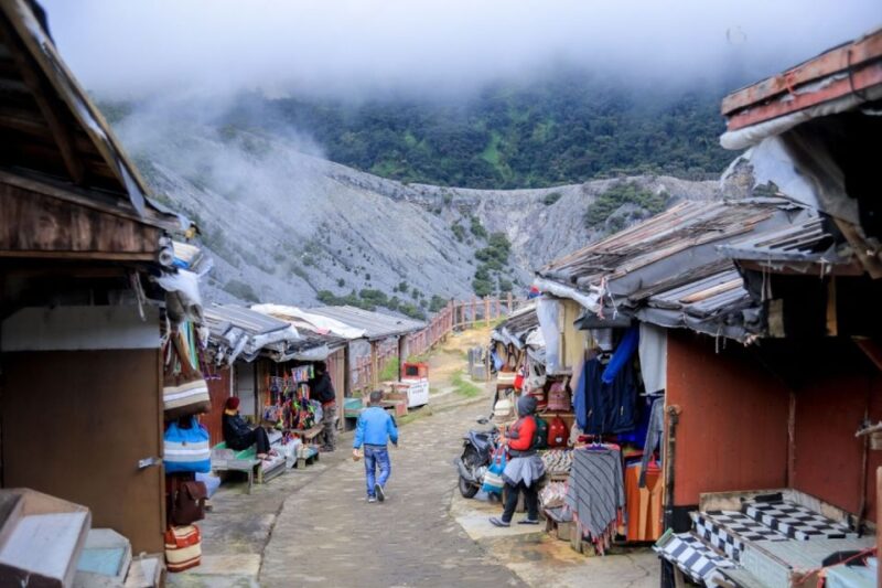 Jakarta: Bandung Volcano Day Tour - Tangkuban Perahu Volcano