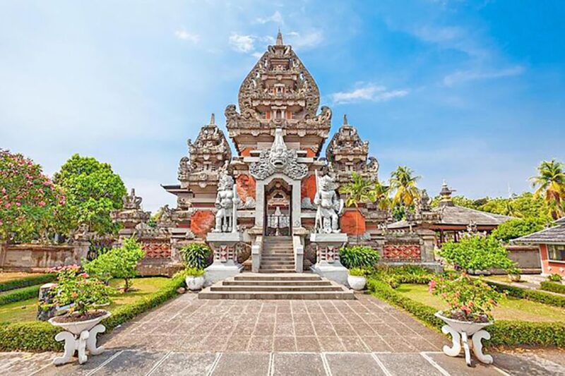 Jakarta: Beautiful Miniature Glorious Park of Indonesia - Itinerary and Experience