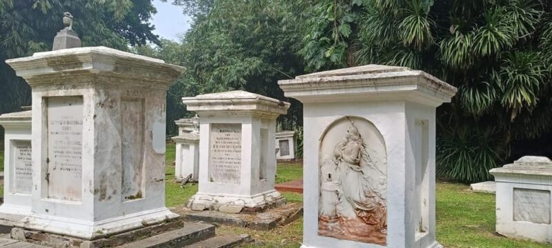 Jakarta Bogor Botanical Garden, Waterfall and Rice Terrace - Activity Details