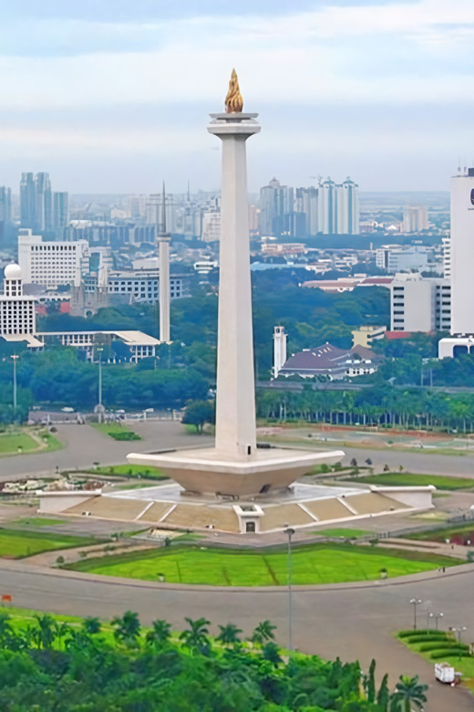 Jakarta City Tour With Chinese Tour Guide - Museum Gajah (Elephant Museum)