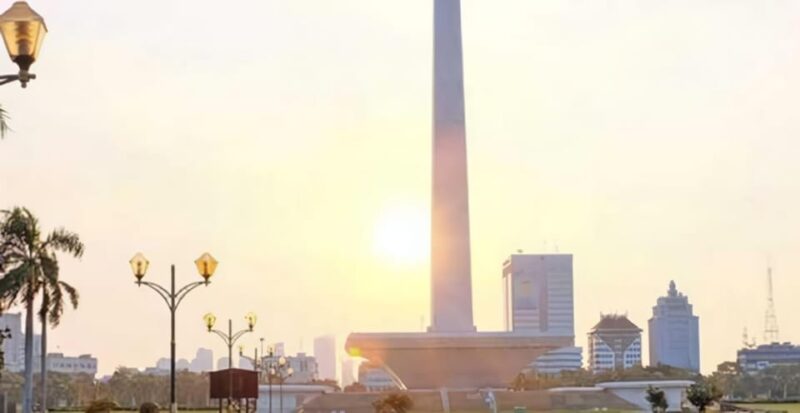 Jakarta City Tour With Local Guide All Languages - Cancellation and Booking