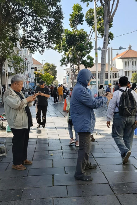 Jakarta City Tour With Local Guide All Languages - Frequently Asked Questions